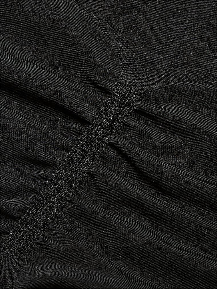 Tvarující kalhotky s vysokým pasem Shapewear od Victoria. Produkt je černý a pochází z kolekce Victoria's Secret.