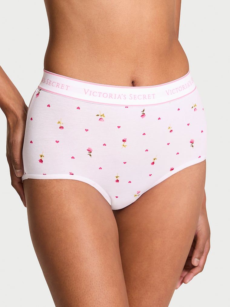 Bavlněné slipy s logem značky s vysokým pasem. Produkt má květinovou barvu a pochází z kolekce Cotton.