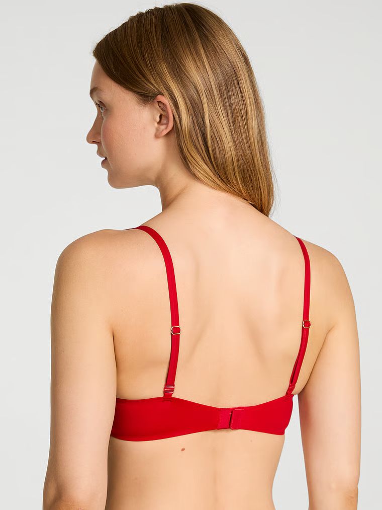 Push-up hladká podprsenka. Produkt je červené barvy a pochází z kolekce Very Sexy.