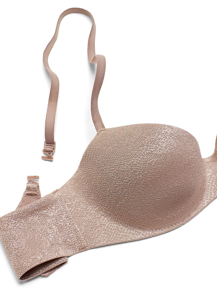 Podprsenka je mírně vycpaná balconetou FlexFactor. Produkt je hnědé barvy a pochází z kolekce Body by Victoria.