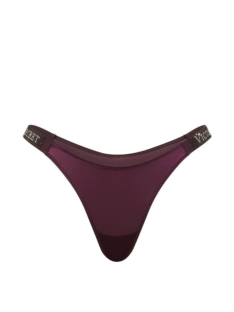 Brazilské kalhotky s pruhy Shine Strap. Produkt je fialové barvy a pochází z kolekce Very Sexy.