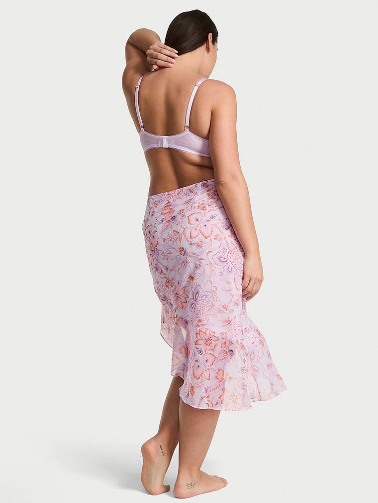 Asymetrická šifonová midi sukně Vintage Blossom. Produkt má květinový vzor a pochází z kolekce Victoria's Secret.