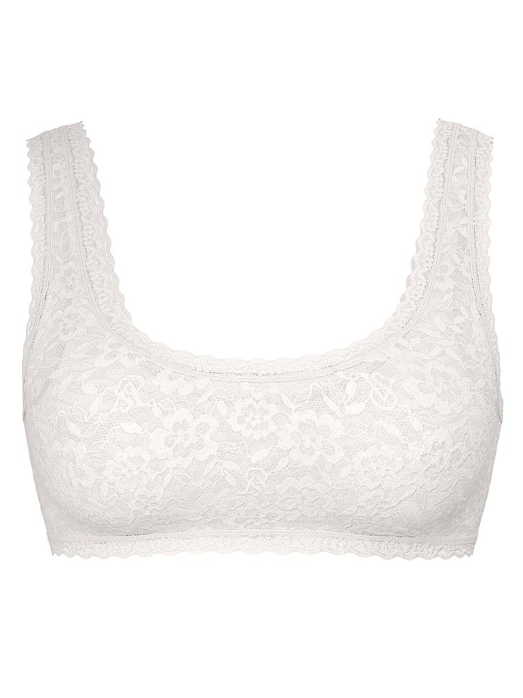 Krajkové bralette sexy tričko. Produkt je bílý a pochází z kolekce Victoria's Secret.