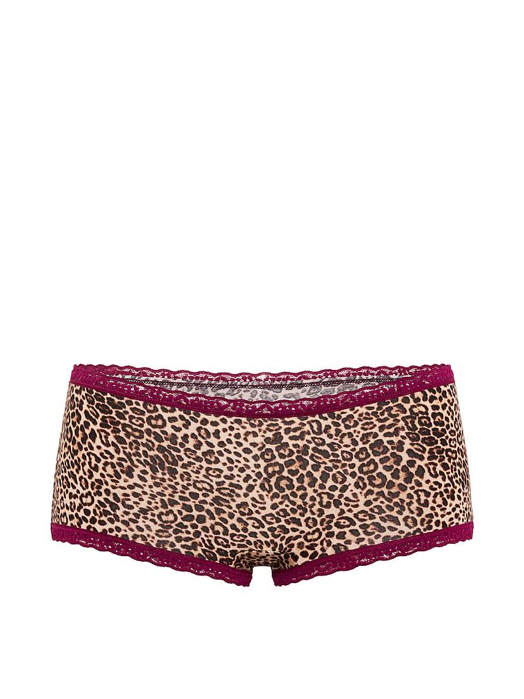 Bavlněné kraťasy s krajkou na okrajích, krajkové šortky s lemováním Boyshort. Produkt má vzorovanou barvu a pochází z kolekce Lace Trim.