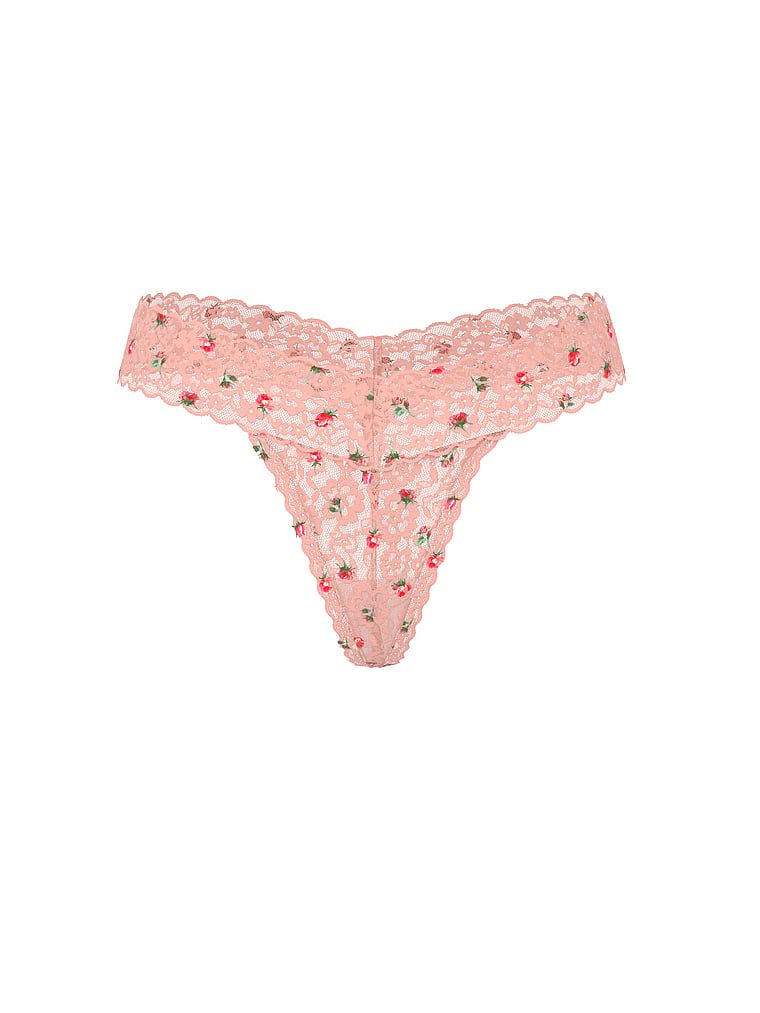 Krajkové krajkové tanga. Produkt má květinovou barvu a pochází z kolekce Lacie.