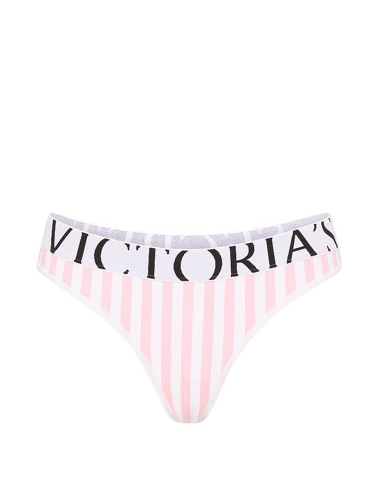Tanga s logem Cool. Produkt je vzorovaný a pochází z kolekce Cotton.