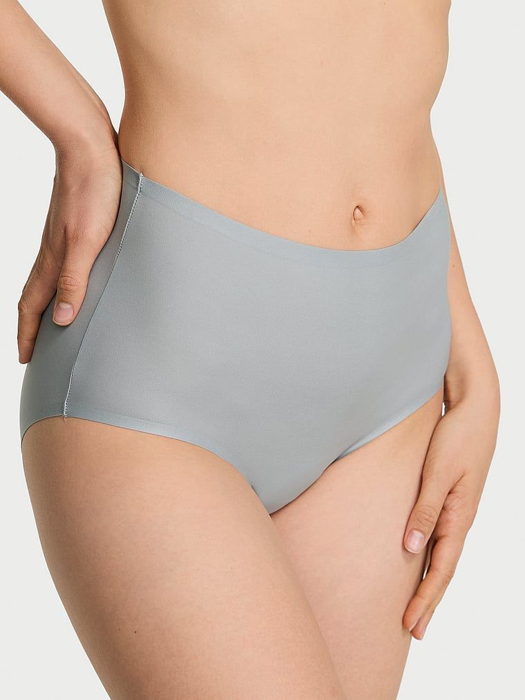 Kalhotky Flex z mikrovlákna. Produkt je šedý a pochází z kolekce Body by Victoria.