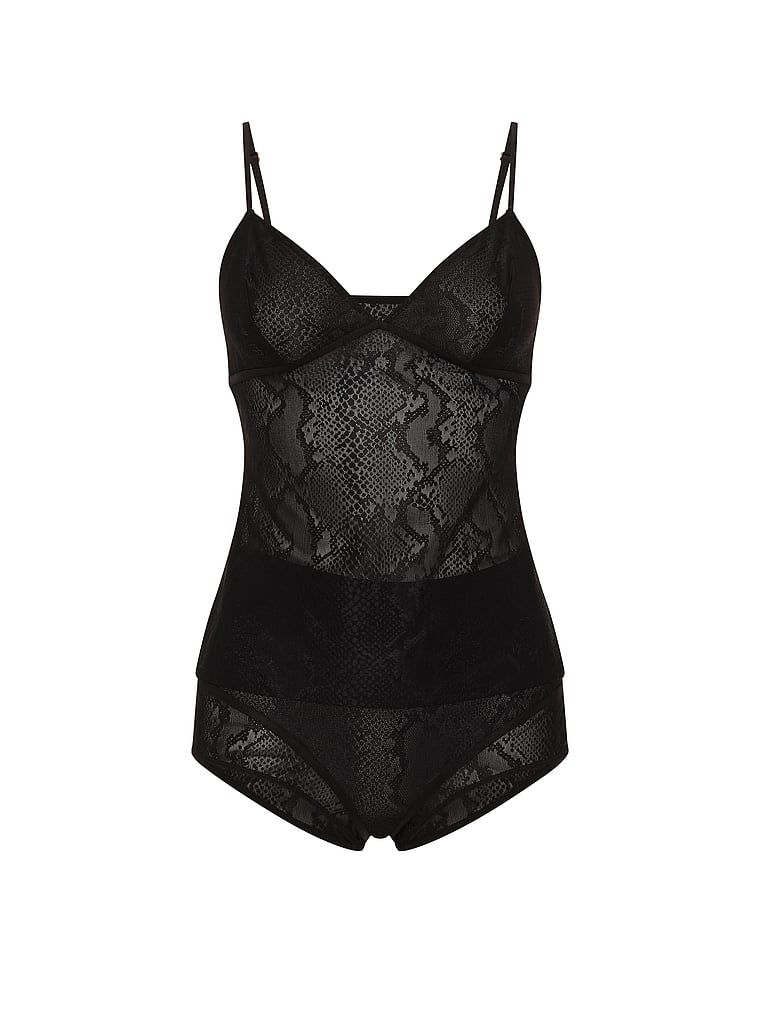 Spací sada – Viper top a kraťasy. Produkt je černý a pochází z kolekce Very Sexy.