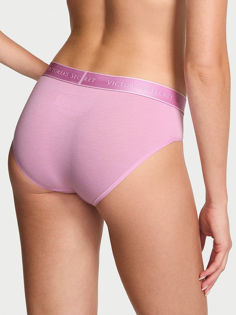 Bavlněné kalhotky s logem Hiphugger v pase. Produkt má fialovou barvu a pochází z kolekce Cotton.