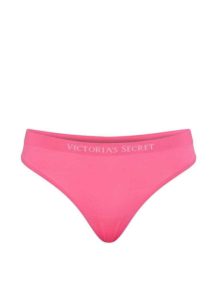 Bezešvé tanga. Produkt je růžové barvy a pochází z kolekce Seamless.