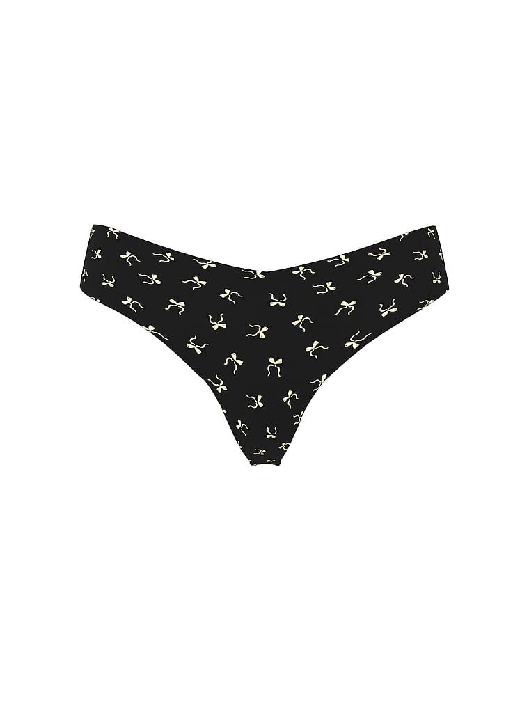 Tanga bez švů. Produkt je vzorovaný a pochází z kolekce No-Show.