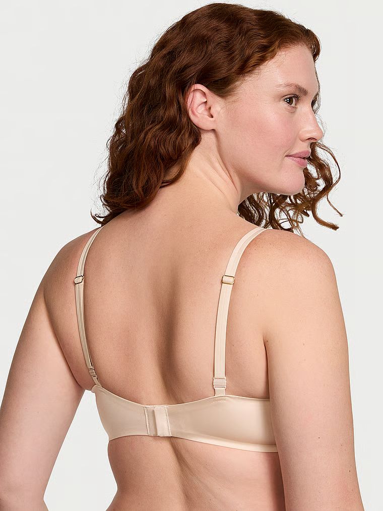 Push-up podprsenka Smooth. Produkt je béžový a pochází z kolekce Very Sexy.