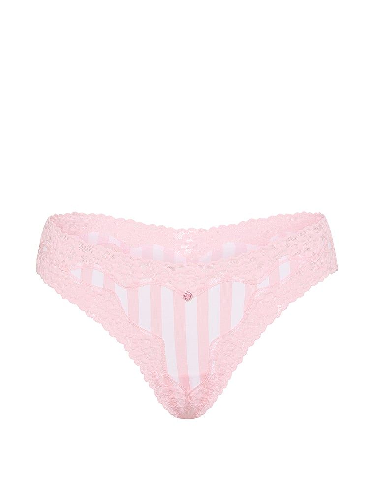 Bavlněná tanga s krajkou a lemem s krajkou. Produkt je vzorovaný a pochází z kolekce Lace Trim.