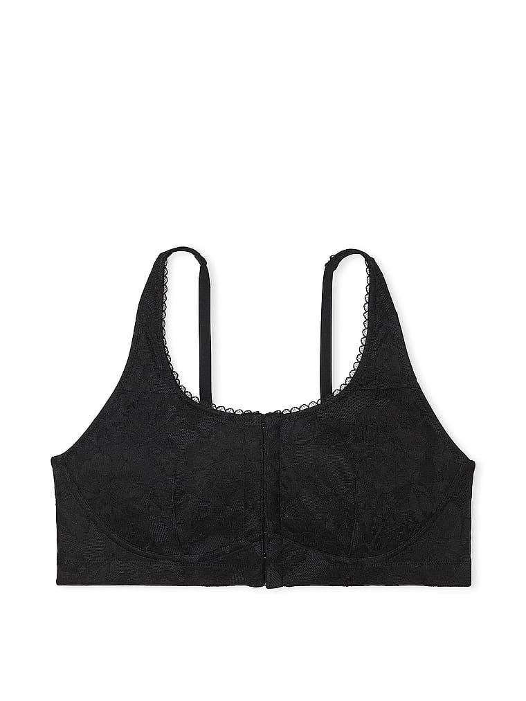 Podprsenka po krajkové mastektomii. Produkt je černý a pochází z kolekce Body by Victoria.
