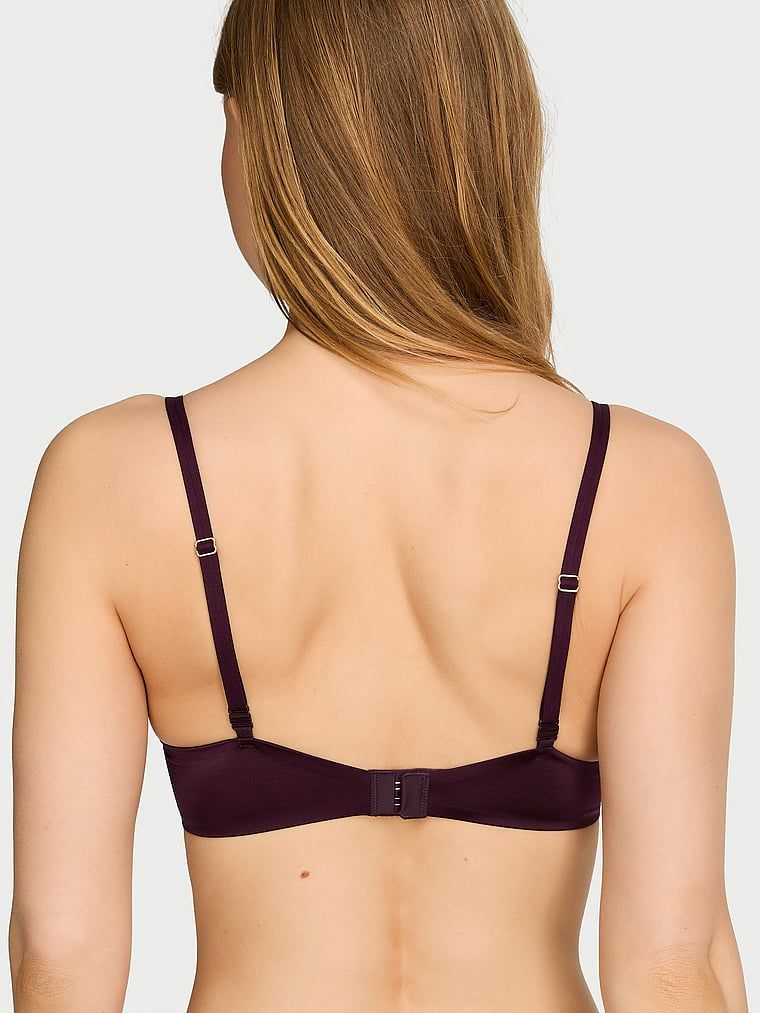 Push-up hladká podprsenka. Produkt je fialové barvy a pochází z kolekce Very Sexy.