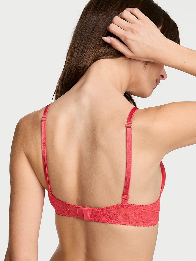 Push-up zvětšující podprsenka 2 velikosti Bombshell Rose Lace. Produkt je růžové barvy a pochází z kolekce Very Sexy.
