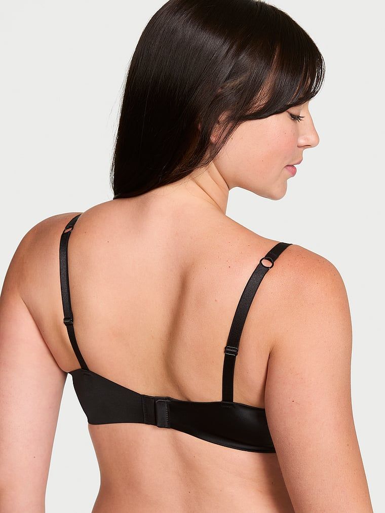 Push-up podprsenka Shine Bow. Produkt je černý a pochází z kolekce Very Sexy.