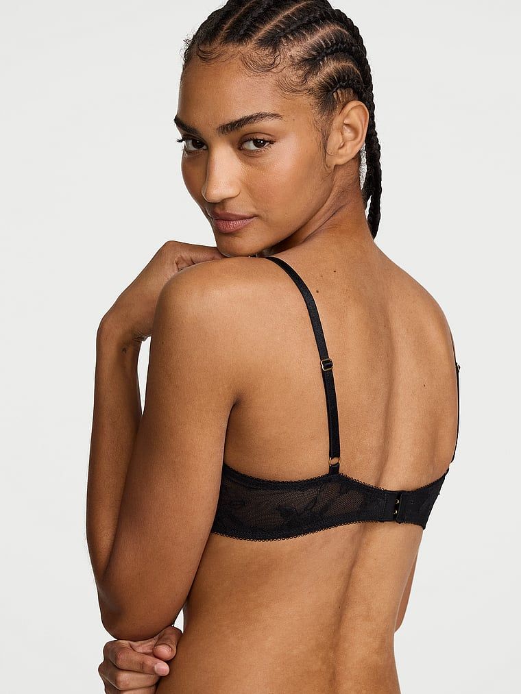 Mírně vycpaná krajková podprsenka Rose Plunge. Produkt je černý a pochází z kolekce Very Sexy.