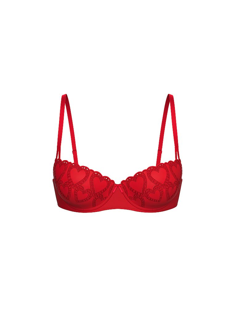 Podprsenka Wicked Heartbeat s balkonicí. Produkt je vzorovaný a pochází z kolekce Dream Angels.