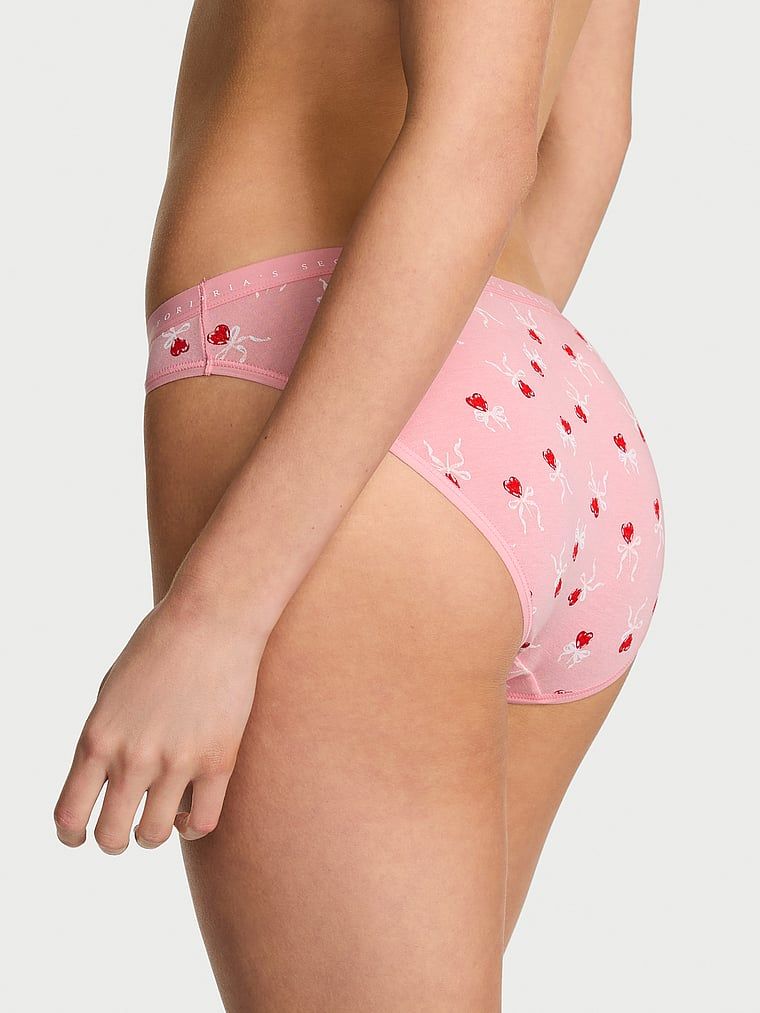 Bavlněné kalhotky v bikinách. Produkt je vzorovaný a pochází z kolekce Victoria's Secret.
