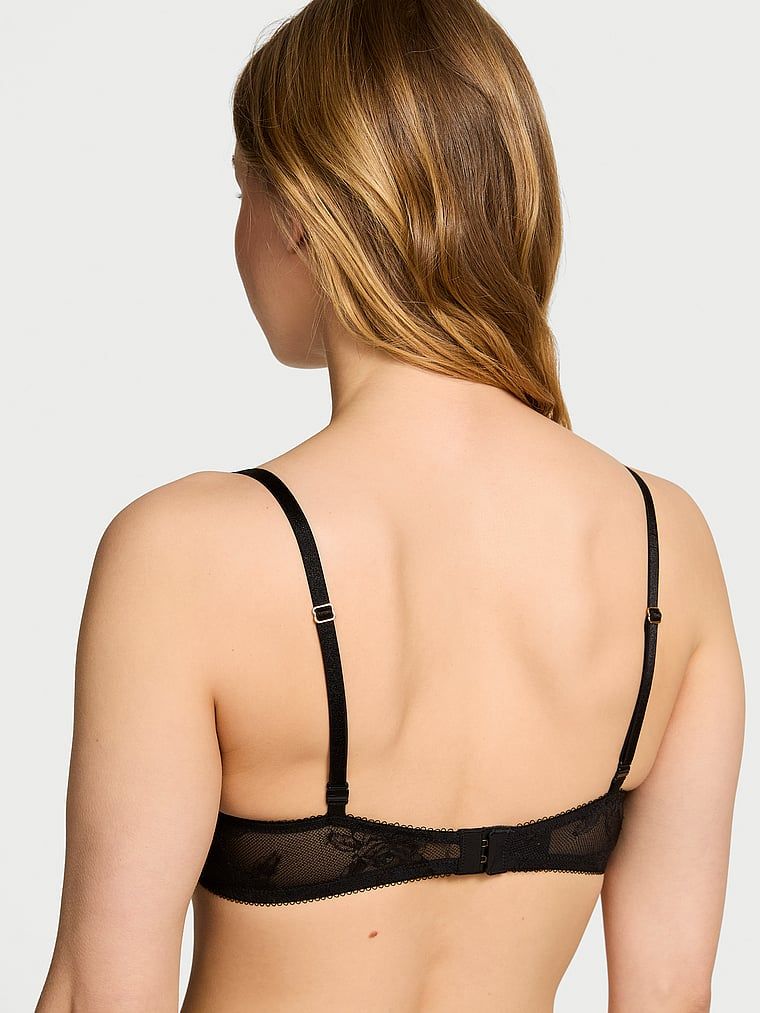 Mírně vyztužená krajková podprsenka Rose Lace Demi. Produkt je černý a pochází z kolekce Very Sexy.