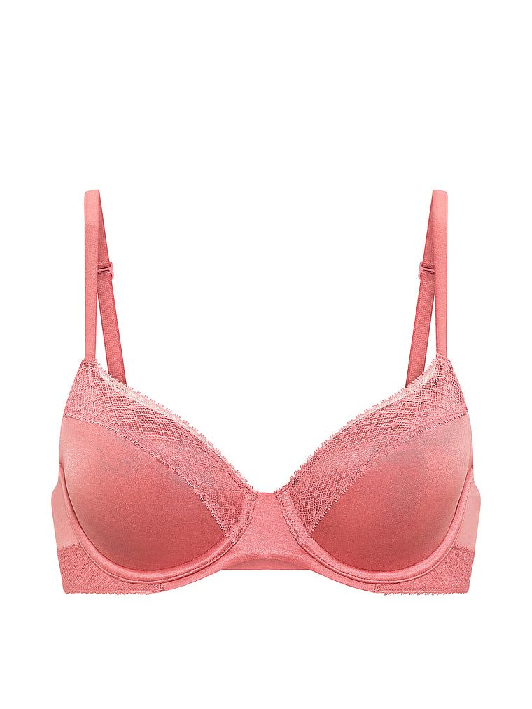Mírně vycpaná podprsenka s vložkami z demikrajky. Produkt je růžové barvy a pochází z kolekce Body by Victoria.