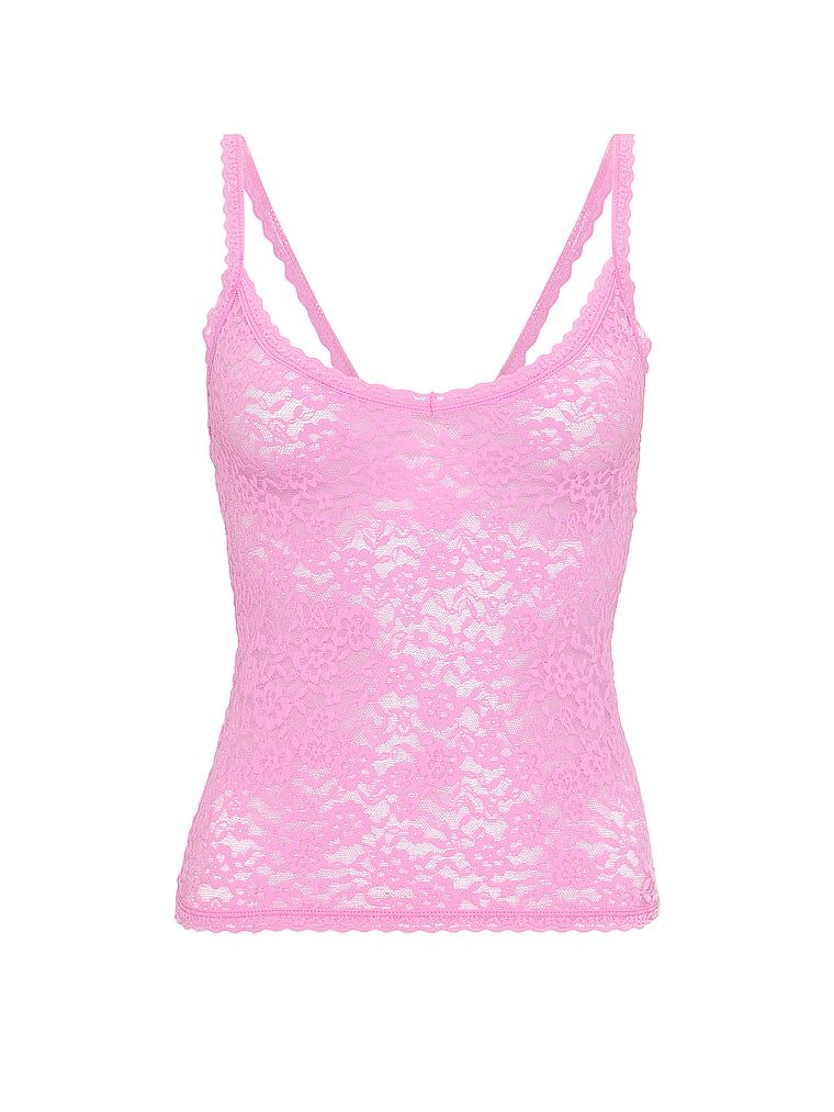 Krajkový top s tenkými ramínky, Cami. Produkt je růžové barvy a pochází z kolekce Victoria's Secret.