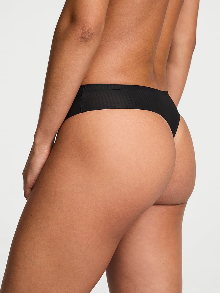 Stringi Flex stínový pruh. Produkt je černý a pochází z kolekce Body by Victoria.