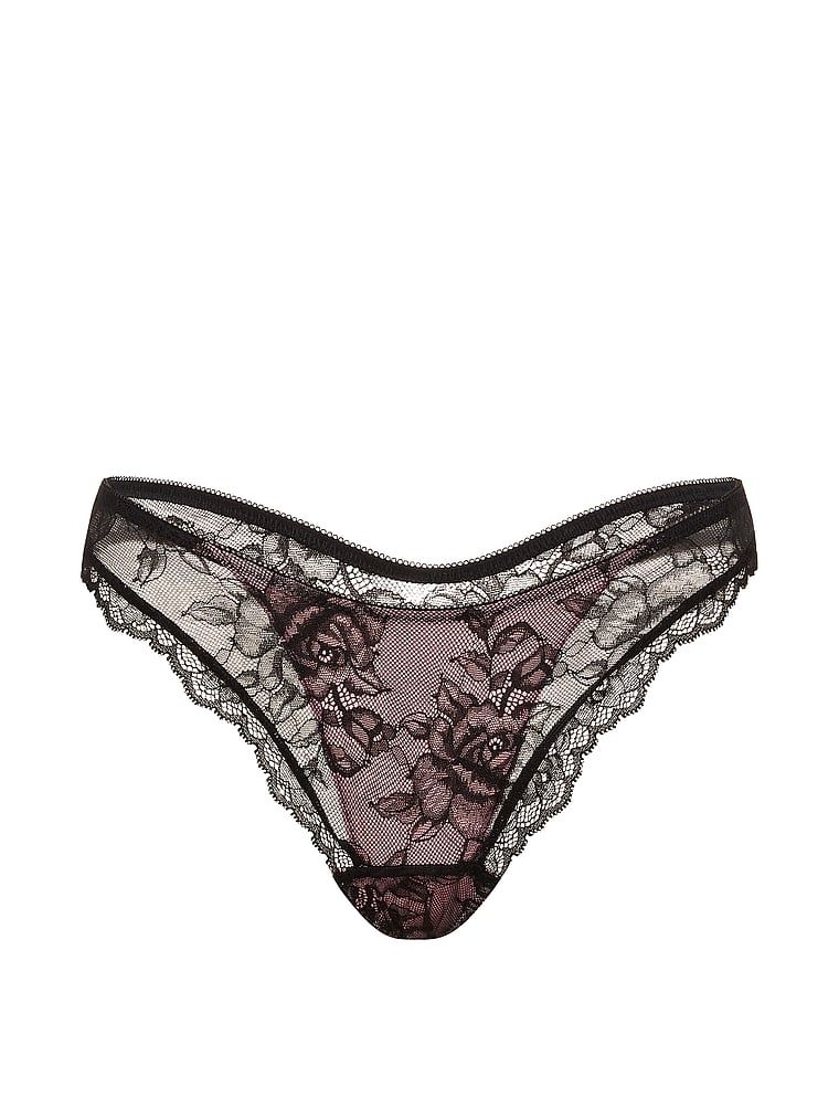 Krajkový překrytý tvar tanga. Produkt je růžové barvy a pochází z kolekce Very Sexy.