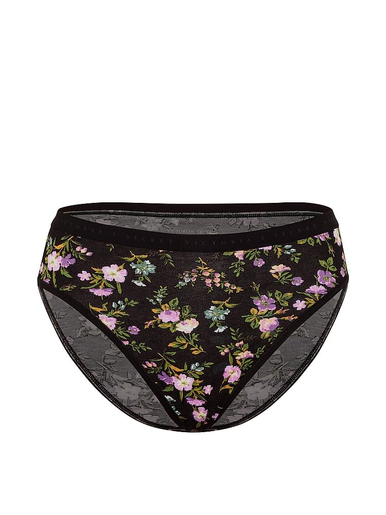 Bavlněné slipy s vysoko střiženými nohavičkami. Produkt je květinové barvy a pochází z kolekce Victoria's Secret.