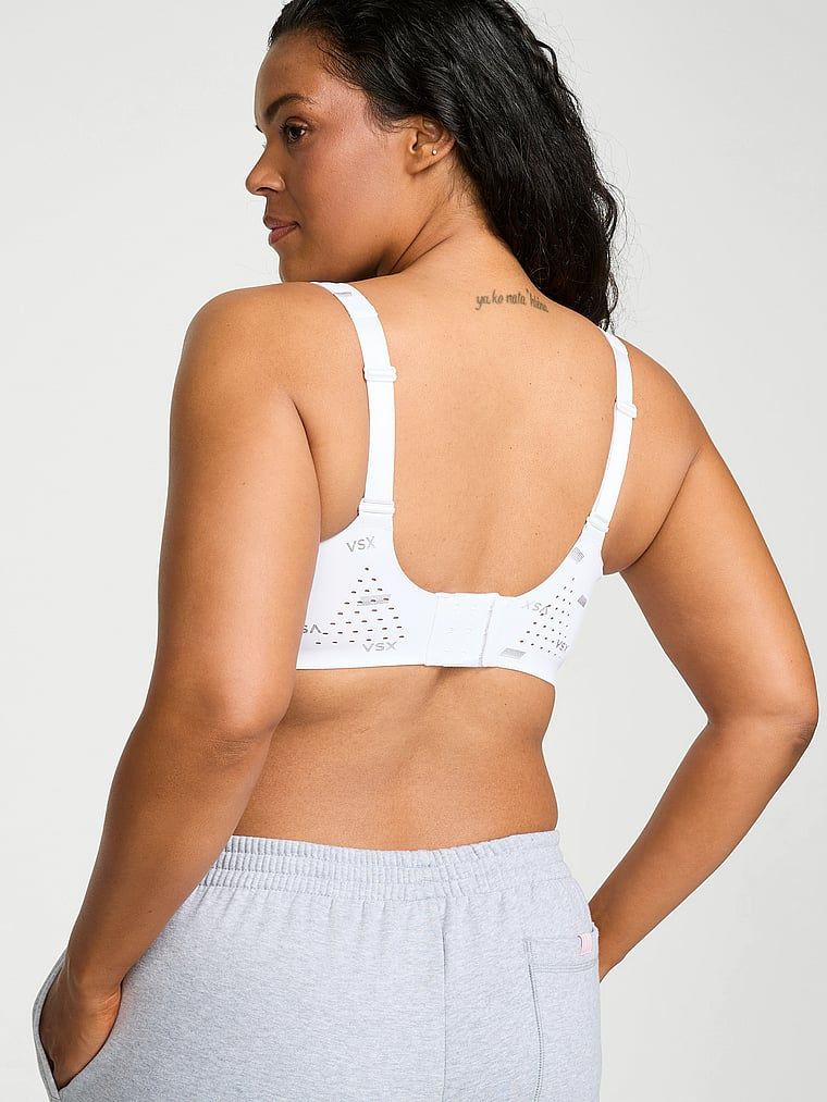 VSX Featherweight Max Maximum Support sportovní podprsenka. Produkt má vzorovanou barvu a pochází z kolekce VSX.