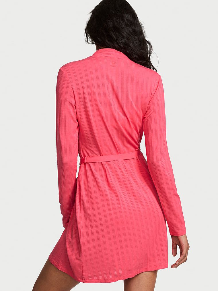 Župan v modálu SoSoft Ultra-Fine. Produkt je červené barvy a pochází z kolekce Victoria's Secret.