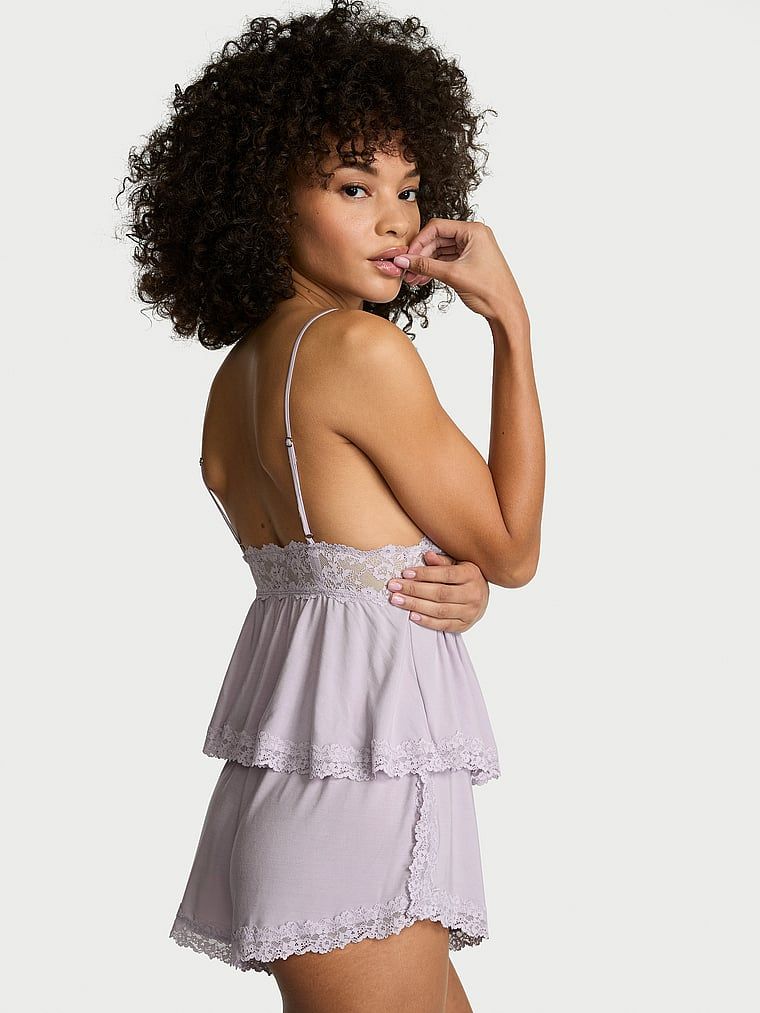 Modální spací sada – top s ramínky a šortky SoSoft. Produkt je fialové barvy a pochází z kolekce Victoria's Secret.