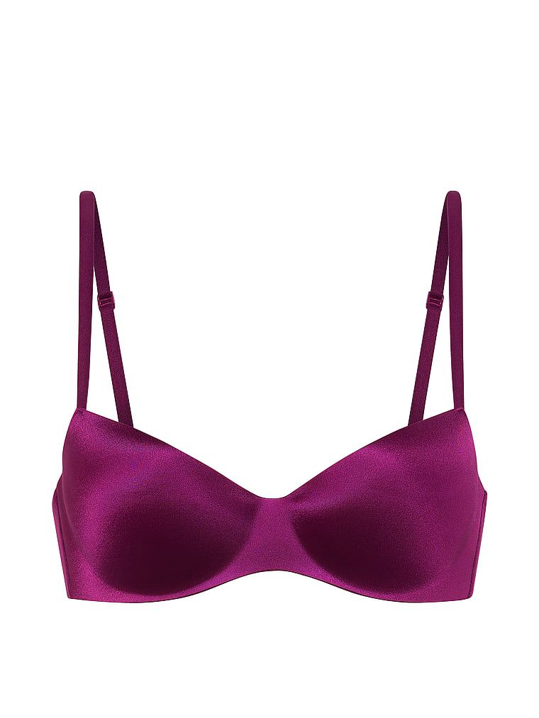 Podprsenka je mírně vycpaná balconetou FlexFactor. Produkt je fialové barvy a pochází z kolekce Body by Victoria.