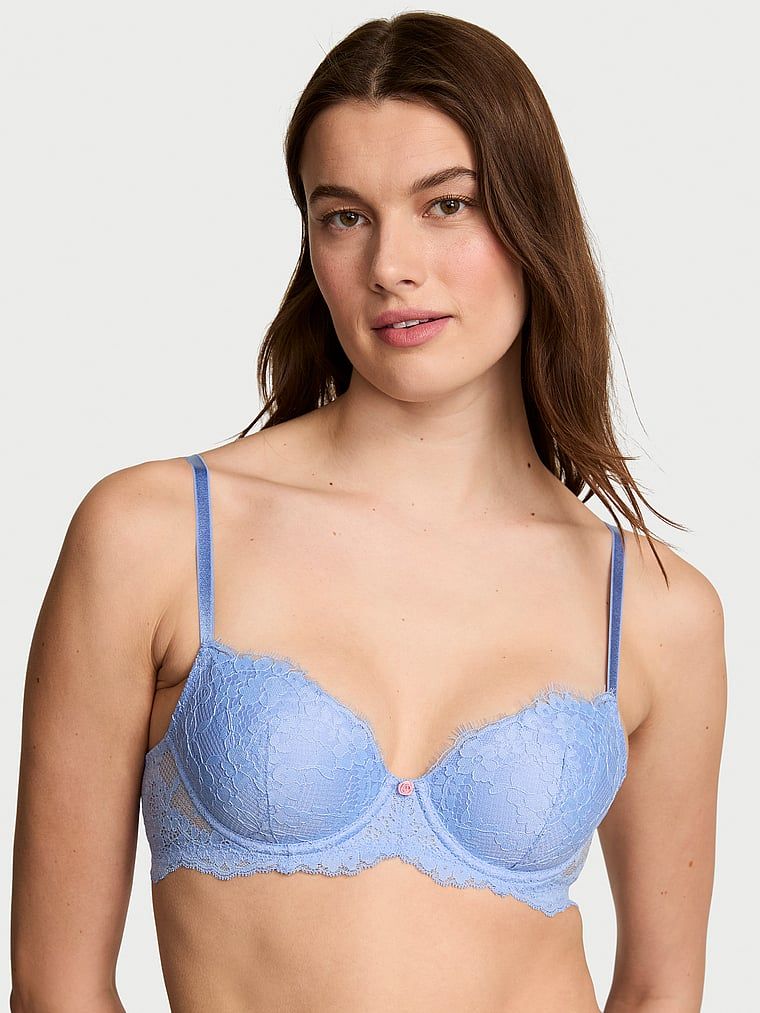 Mírně vyztužená krajková podprsenka Classic Demi. Produkt je modrý a pochází z kolekce Dream Angels.