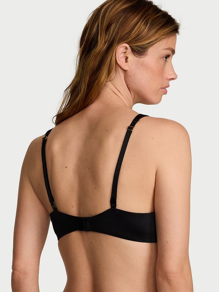 Mírně vycpávaná podprsenka Smooth Plunge. Produkt je černý a pochází z kolekce Very Sexy.