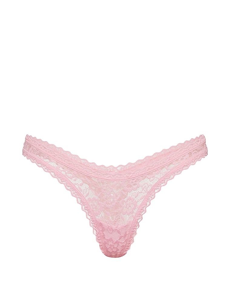 Ultra-Mini Scoop krajkové tanga. Produkt je růžové barvy a pochází z kolekce Lacie.