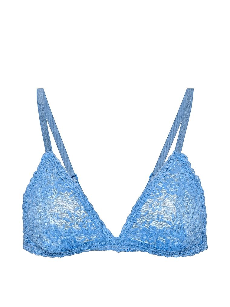Krajková braletka bez polstrování. Produkt je modré barvy a pochází z kolekce Victoria's Secret.