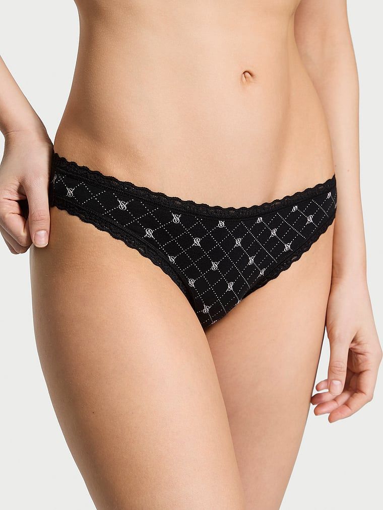Bavlněné kalhotky s krajkou v bikinách s krajkovým lemem. Produkt je vzorovaný a pochází z kolekce Lacie.