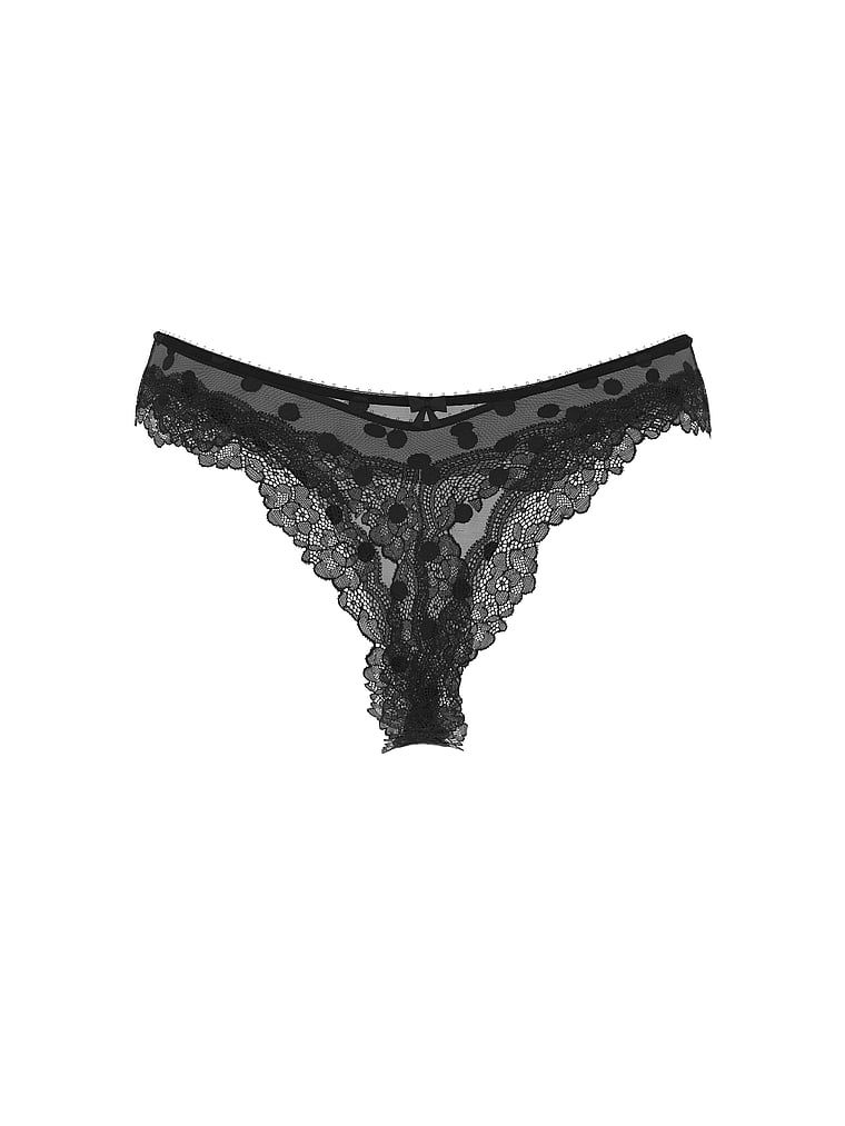 Tease Sheer Dot síťované tanga s vysokým výstřihem a vysokými nohavičkami. Produkt je vzorovaný a pochází z kolekce Victoria's Secret.