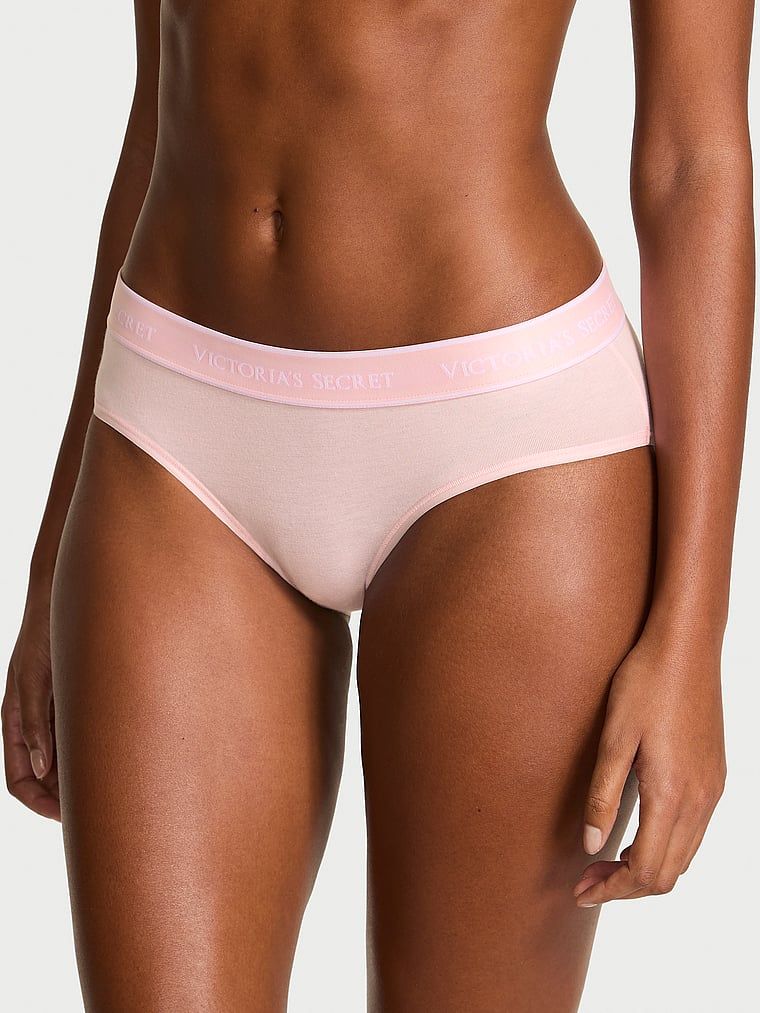 Bavlněné kalhotky s logem Hiphugger v pase. Produkt má růžovou barvu a pochází z kolekce Cotton.