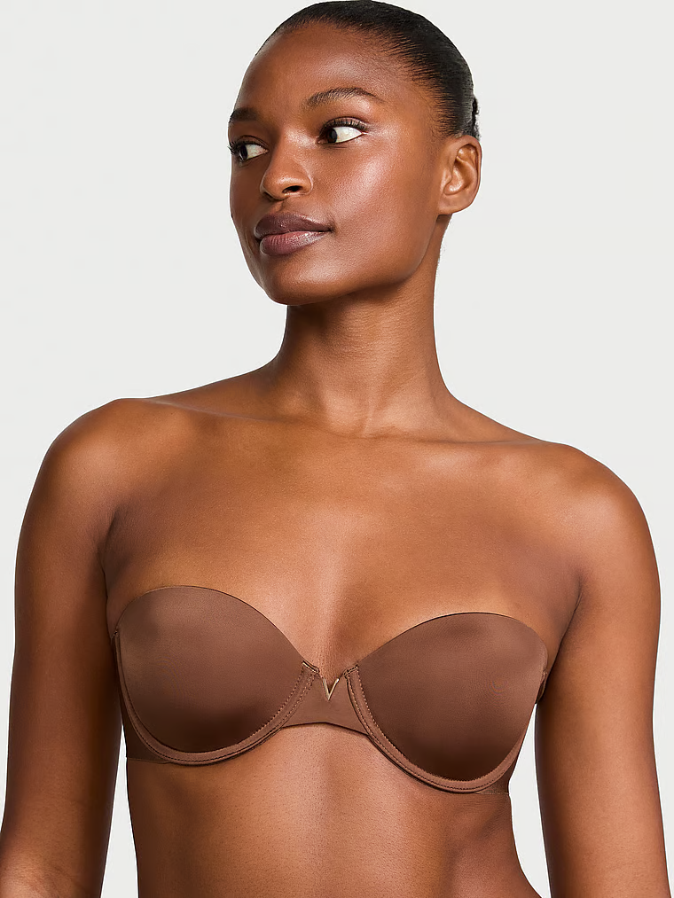 Mírně vyztužená podprsenka bez ramínek. Produkt je hnědý a pochází z kolekce Victoria's Secret Bare.