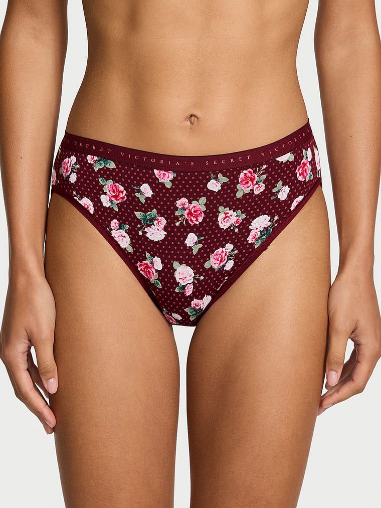 Bavlněné kalhotky s vysokým střihem na nohavicích High-Leg Brief. Produkt má květinový vzor a pochází z kolekce Victoria's Secret.