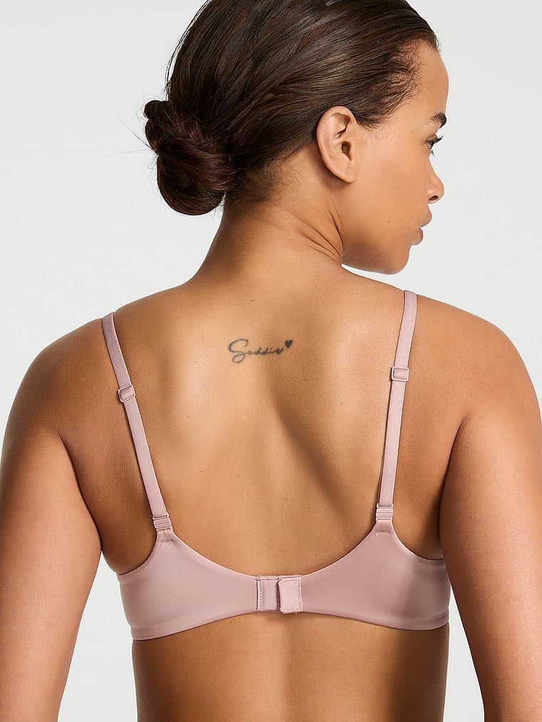 Push-up podprsenka Perfect Shape Smooth. Produkt je béžové barvy a pochází z kolekce Body by Victoria.