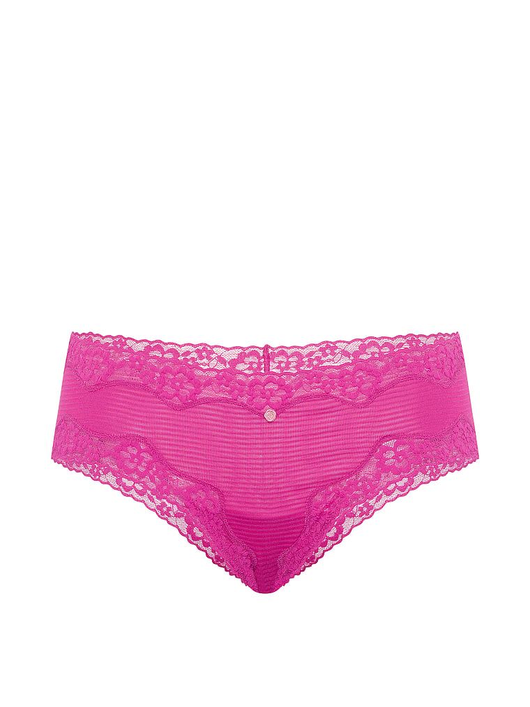 Pruhované bavlněné kalhotky s krajkou na okrajích. Drzé. Produkt je růžové barvy a pochází z kolekce Lace Trim.