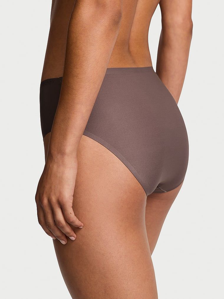 Kalhotky Flex z mikrovlákna. Produkt je šedý a pochází z kolekce Body by Victoria.