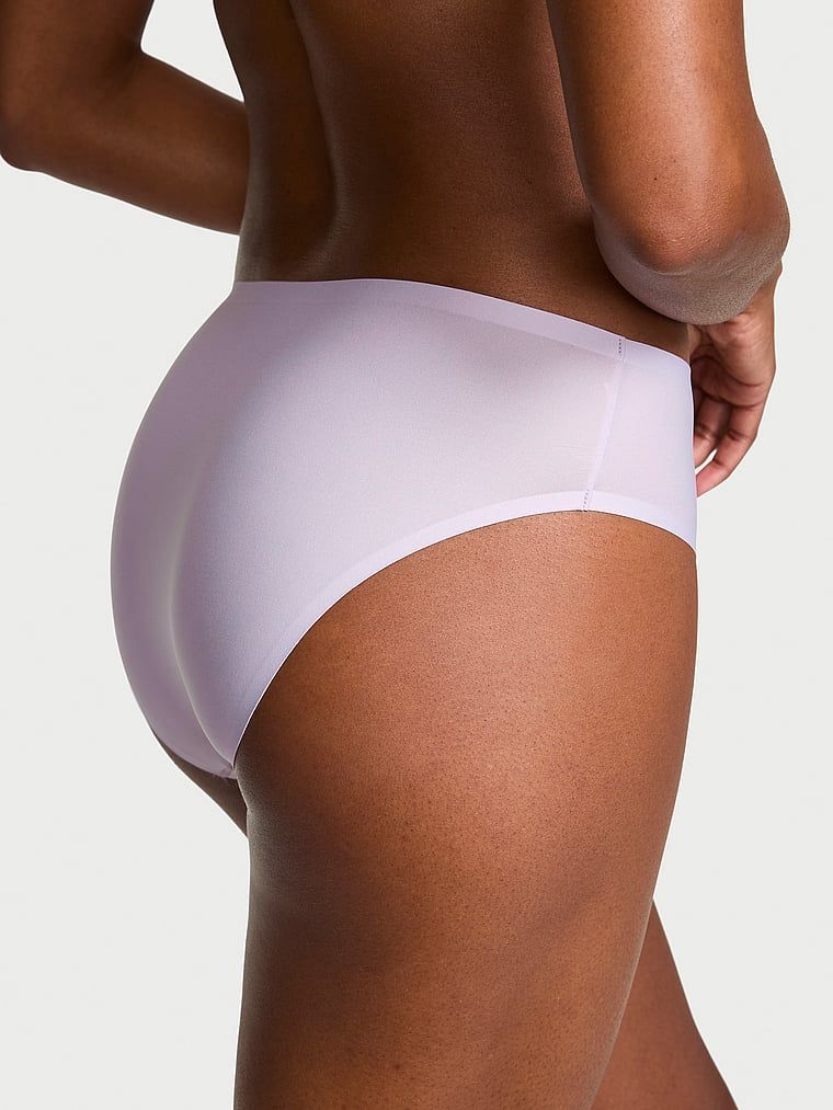 Mikrovláknové flex bikinové kalhotky. Produkt je fialové barvy a pochází z kolekce Body by Victoria.