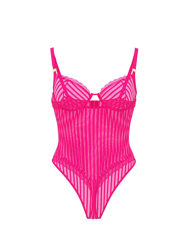 Tease body s průhlednými pruhy. Produkt je růžové barvy a pochází z kolekce Victoria's Secret.