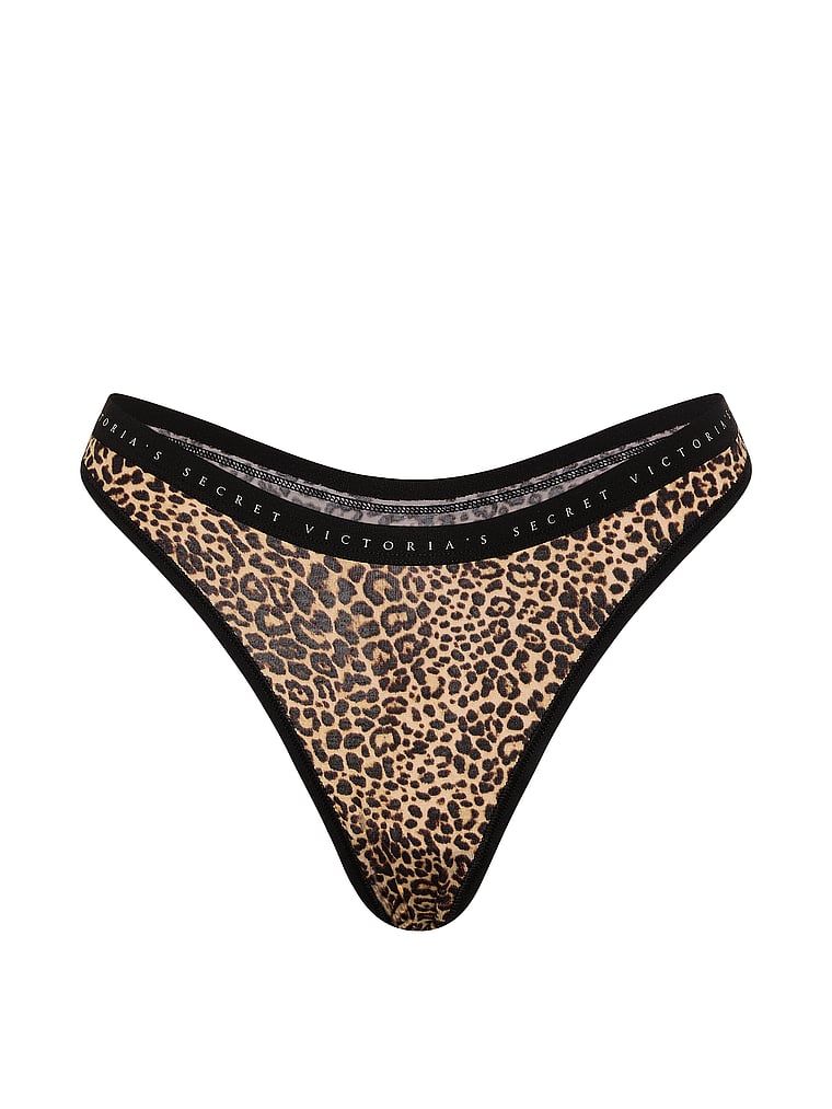 Bavlněné tanga s vysokými nohavičkami. Produkt je vzorovaný a pochází z kolekce Victoria's Secret.