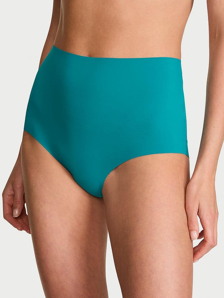 Bezešvé kalhotky s ramínky na zádech No-Show Strappy. Produkt je modré barvy a pochází z kolekce No-Show.